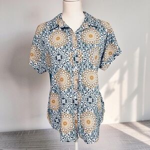 Teal Women's Top with Patterned Accents MEDIUM GUC